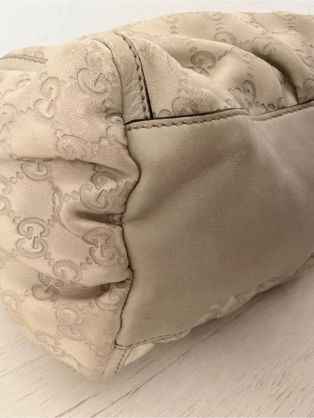 Gucci Beige Monogram Hobo Shoulder Bag with Gold D-Ring - Picture 8 of 13